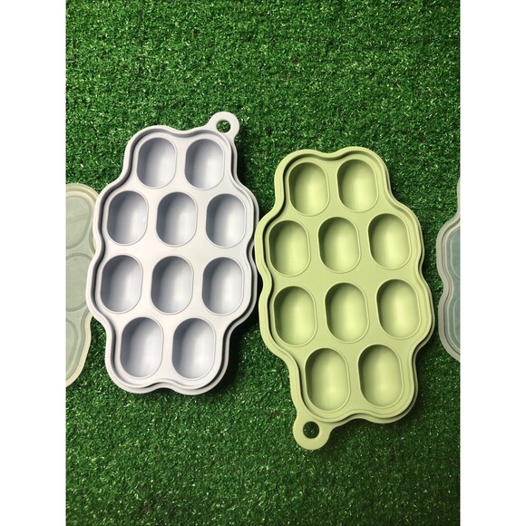 Reusable Silicone Trays, molds: Baby Food / Ice Cubes - Picture 2 of 3